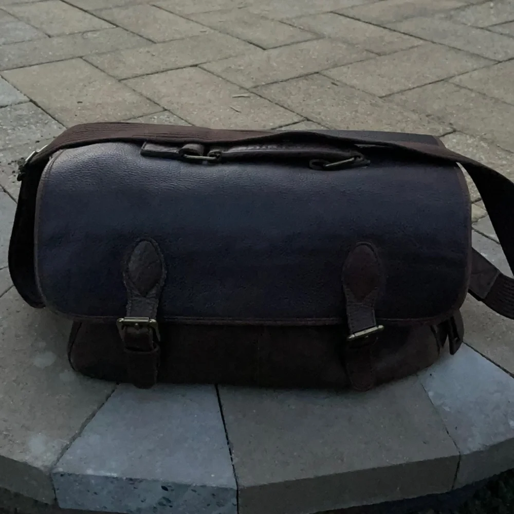 Gap leather brown pebble briefcase/ satchel